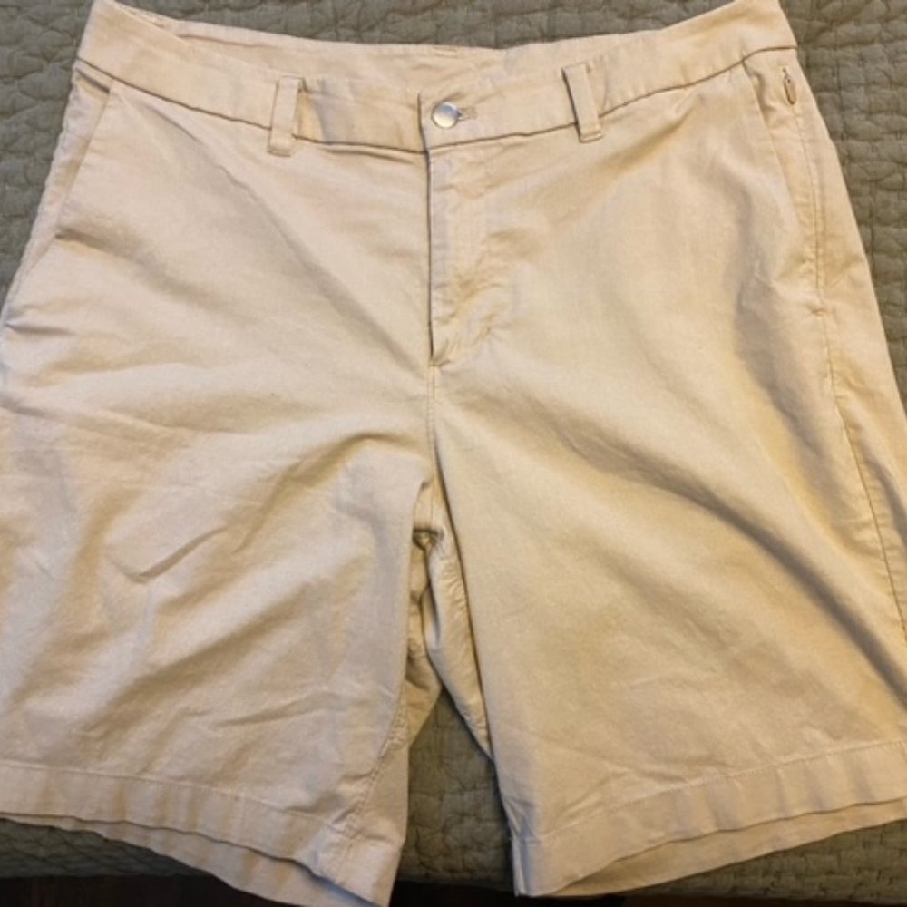 Lululemon Men's Khaki Shorts Size 34 Waist